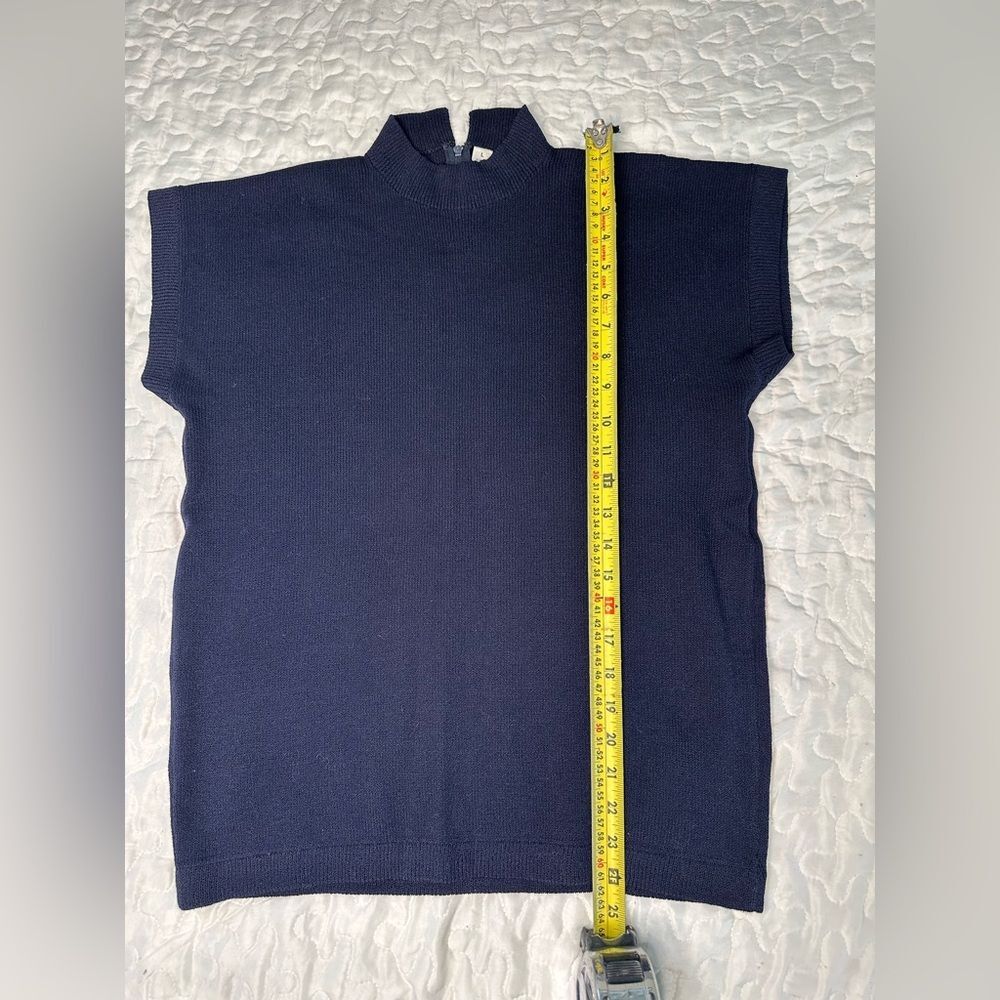 Vintage St. John Sport Navy Knit Mock Neck Zip Back Top 90s Minimalist Large - Picture 10 of 10